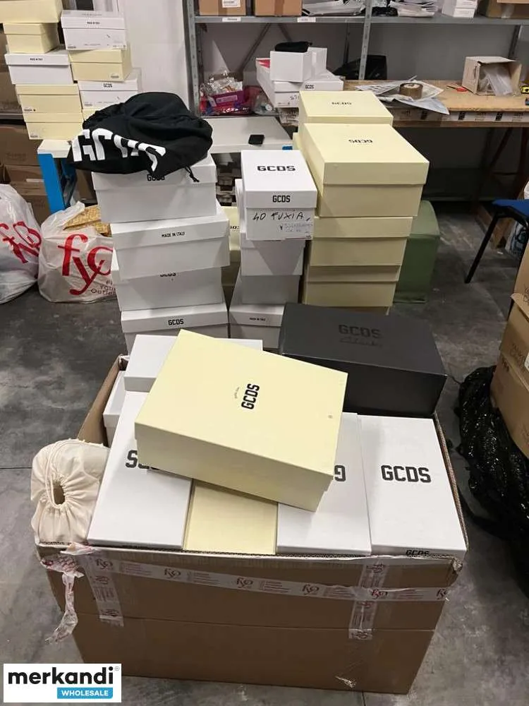 119 Pieces GCDS Mixed Shoes, Sneakers, Handbags, and Bags Bundle