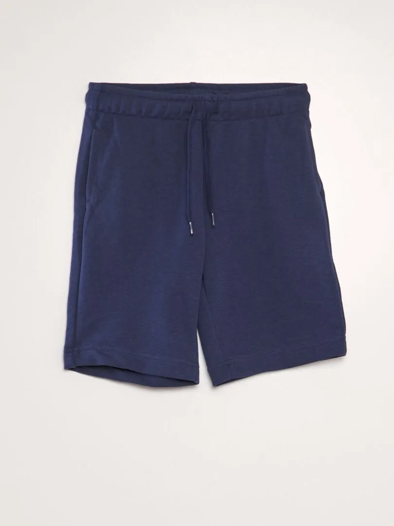 2 pack of thin red sweatshorts