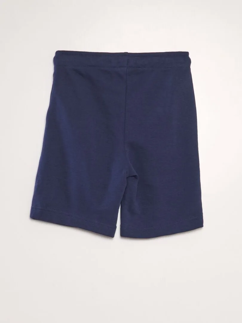 2 pack of thin red sweatshorts