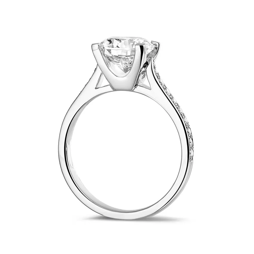 2.00 quilates anillo diamante solitario en oro blanco con diamantes laterales
