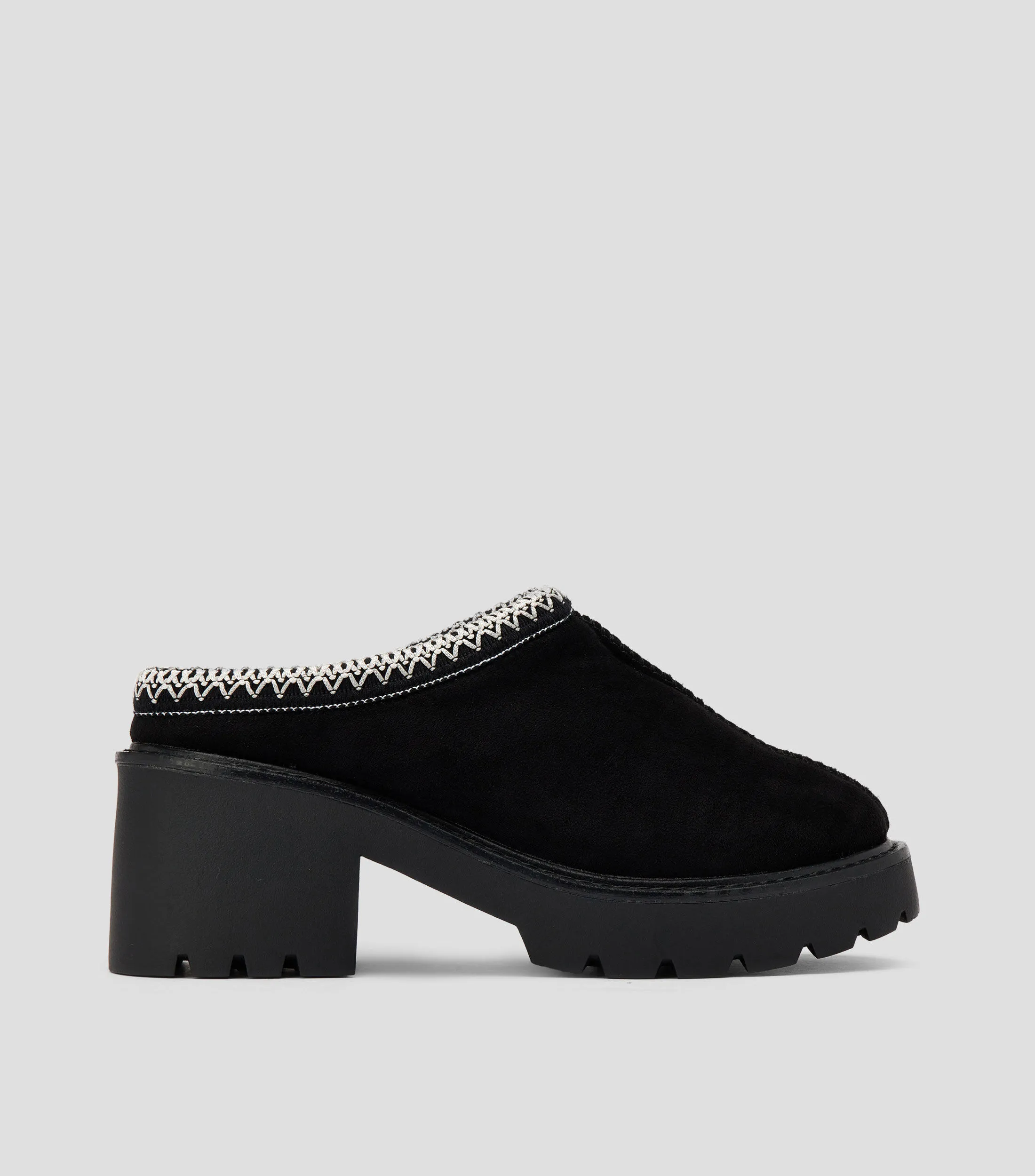 Ak Anne Klein Casual Clogs with Wide Medium Heel for Women