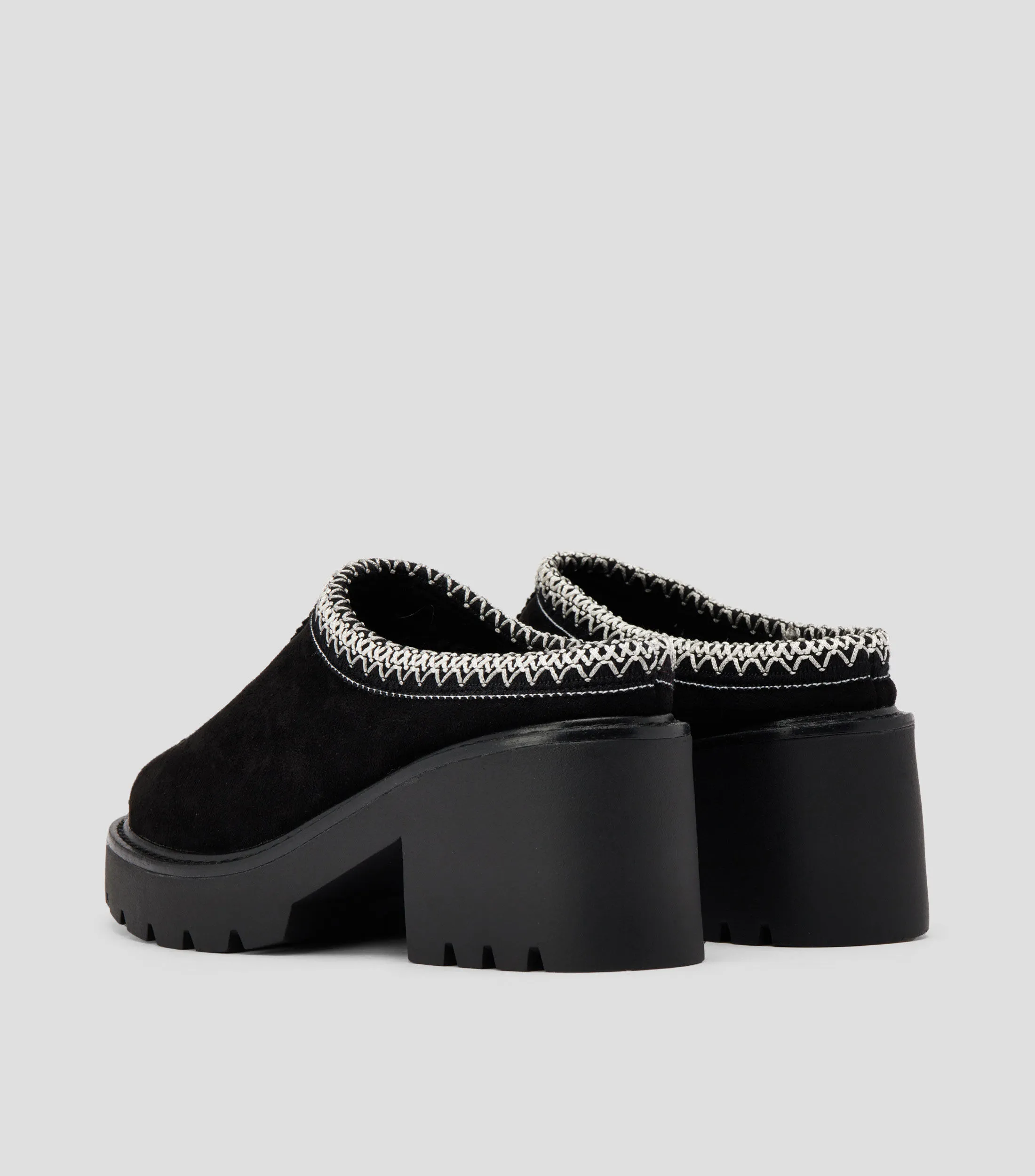 Ak Anne Klein Casual Clogs with Wide Medium Heel for Women