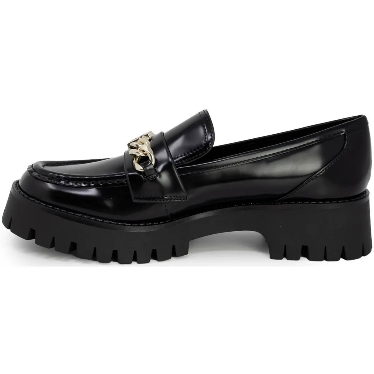 Elegant Fashion Essentials