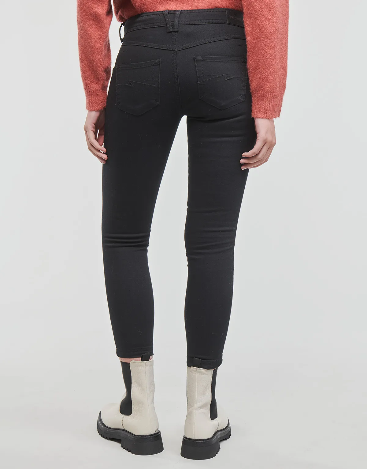ANAE Women's Fashion