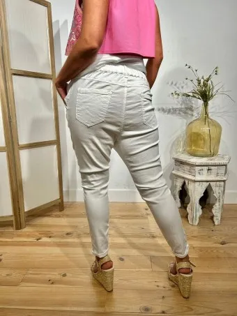 BAGGY JEANS WHITE  ONE RESULT.