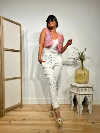 BAGGY JEANS WHITE  ONE RESULT.