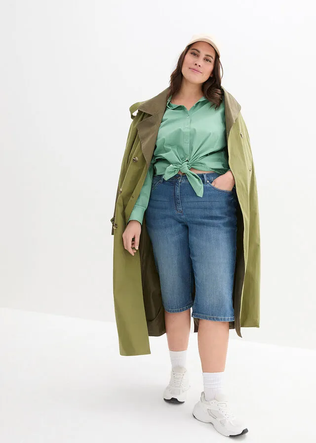 Bermudas vaqueras, elásticas, con bajo enrollado Vaquero azul