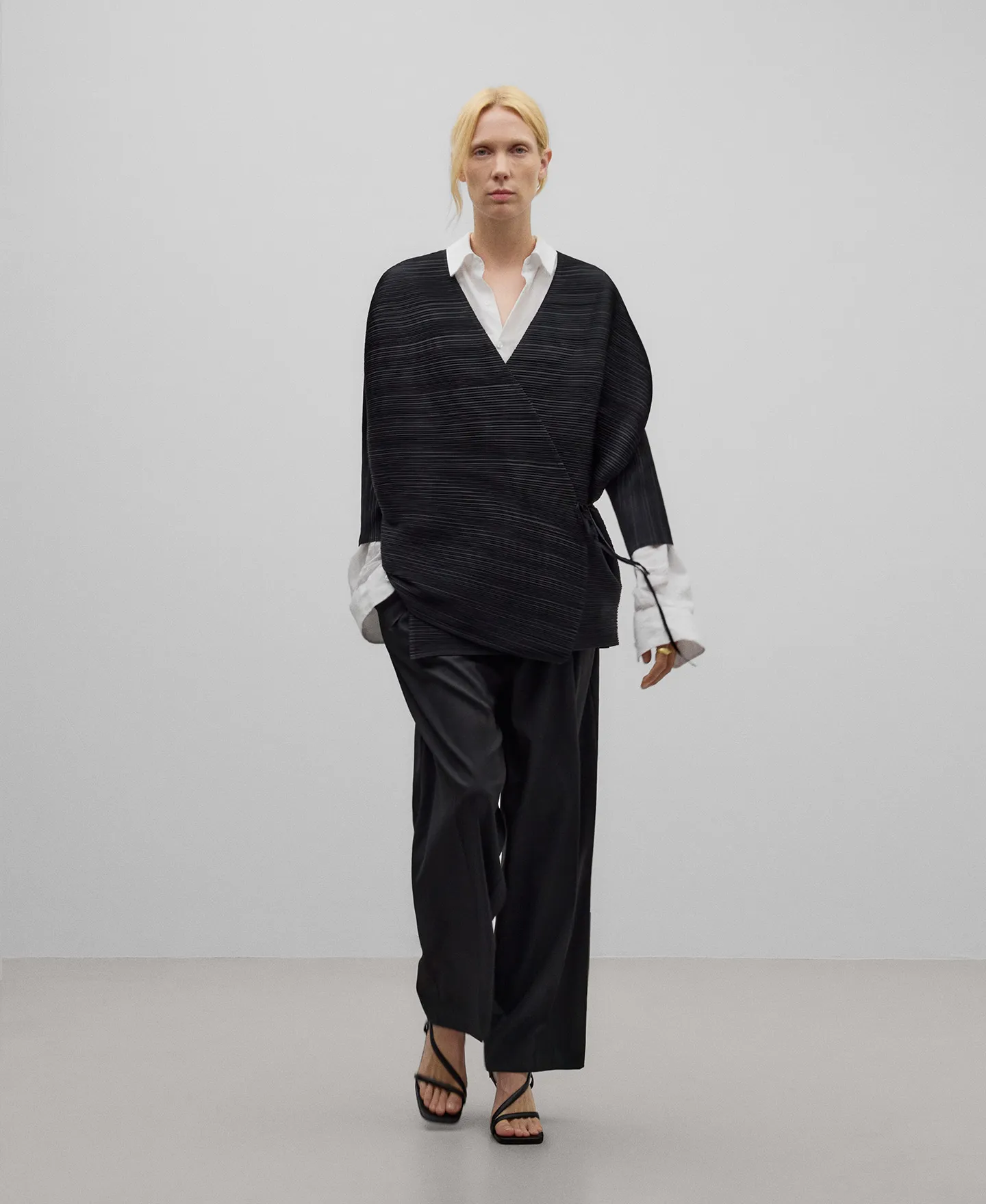Black Crinkle Kimono Top for Women