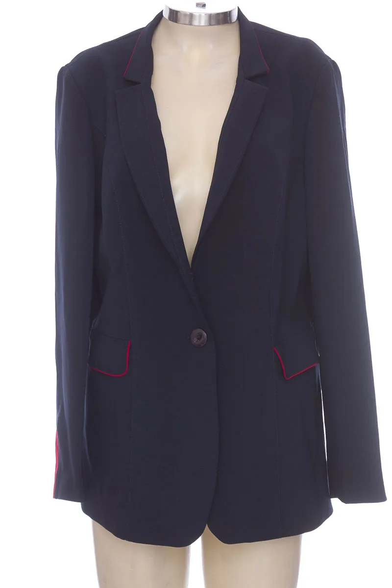 BLACK JACKET/COAT  ART AND FASHION