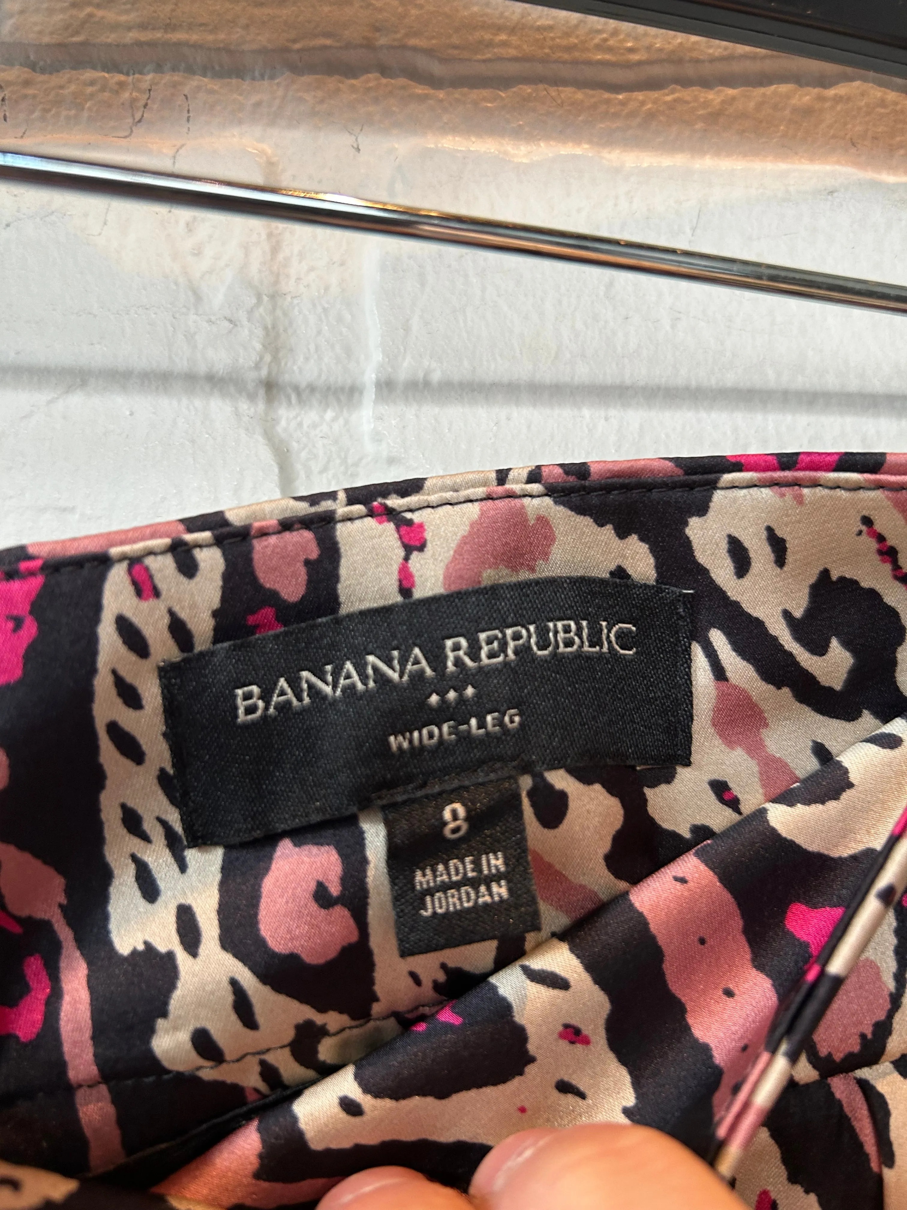 Black pants Banana Republic size 8 wide leg