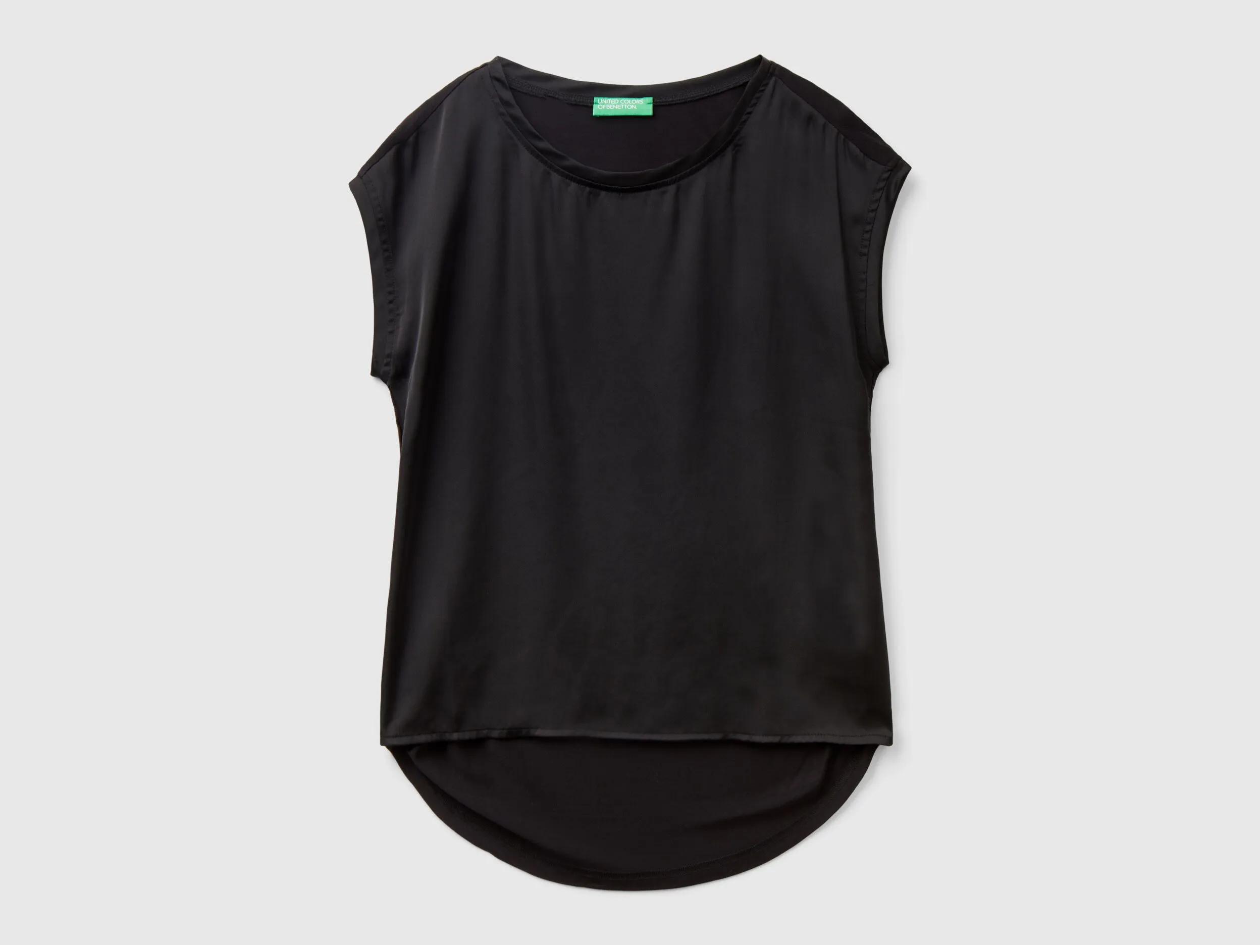 Boat neck blouse