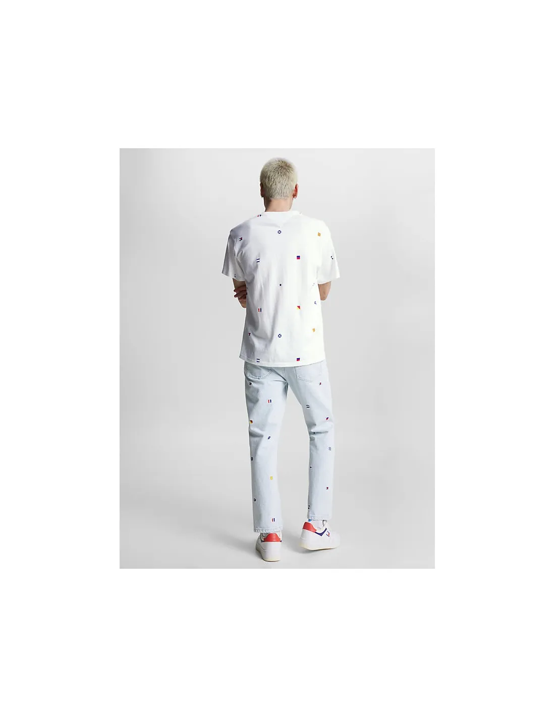 TOMMY JEANS WIDE CUT ARCHIVE TSHIRT WITH EMBROIDERY