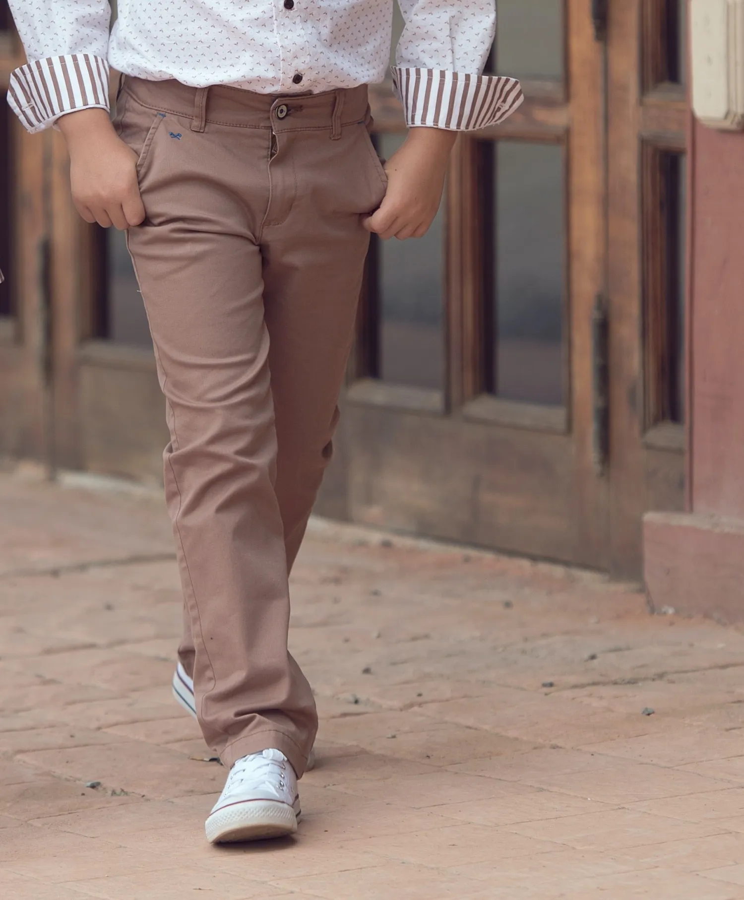 Canvas pants available in three colors.