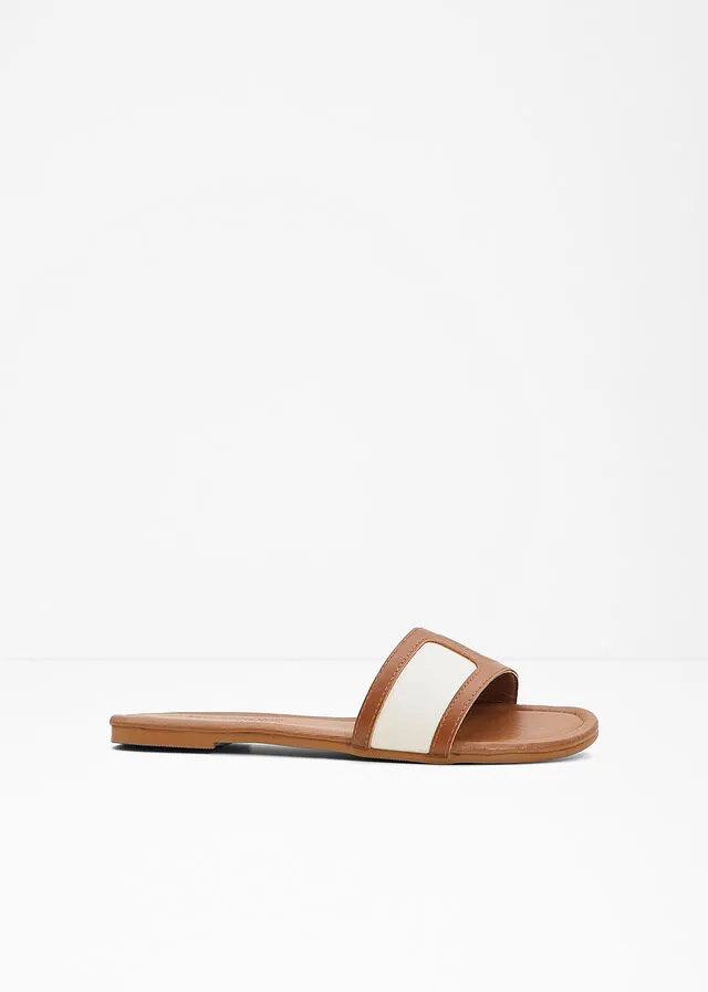 Bronze Sandals in Natural Colors