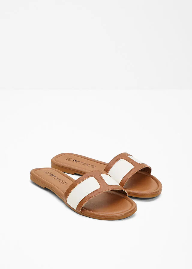Bronze Sandals in Natural Colors