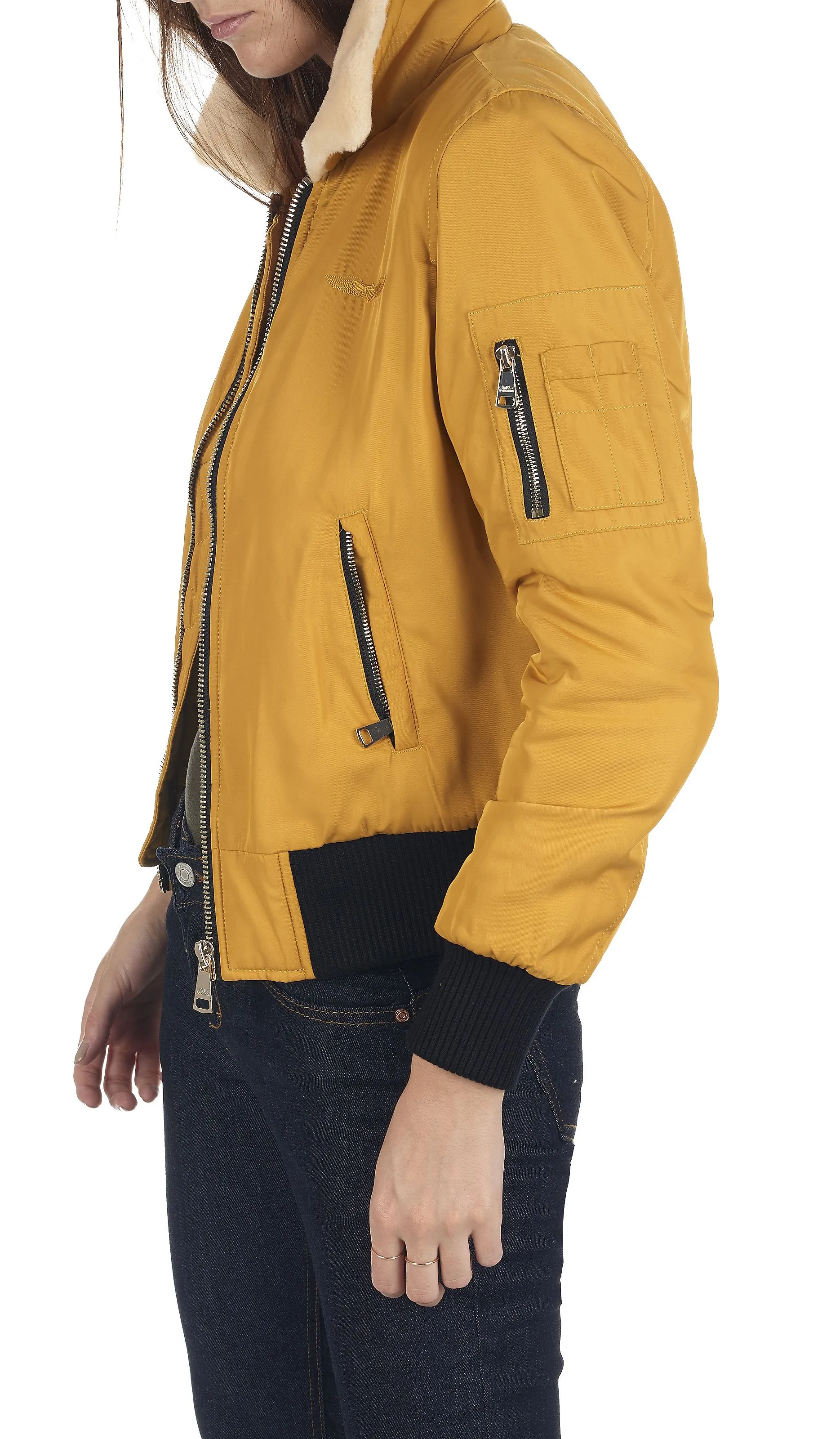 Chaqueta bomber con cuello en amarillo