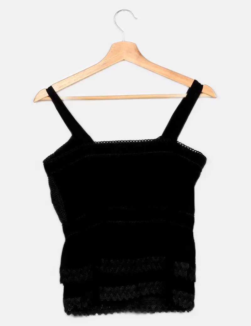 COCOQUETTO CROP TOP  BEST DEALS AND DISCOUNTS  LIMITED STOCK OFFER