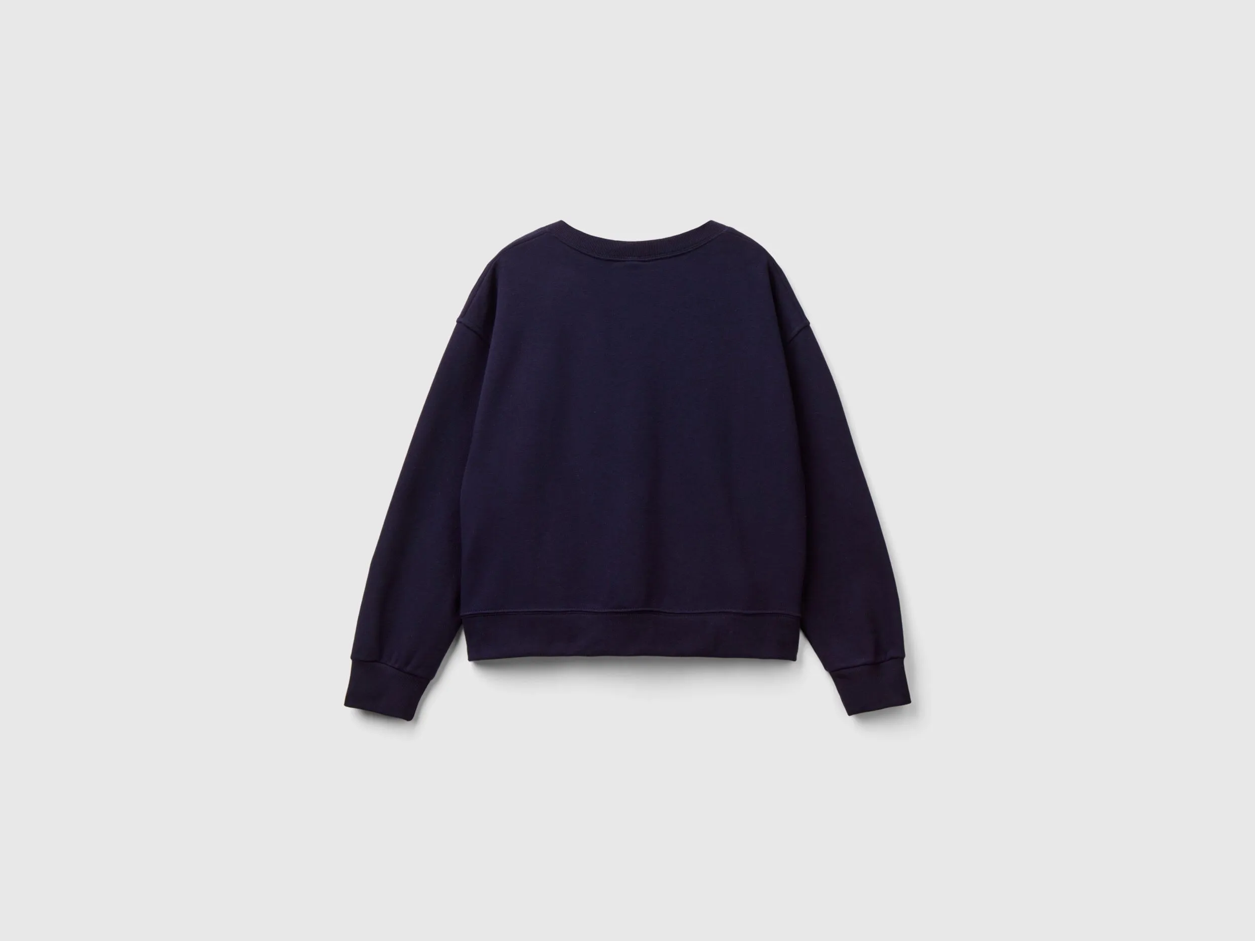 Cotton blend sweatshirt.
