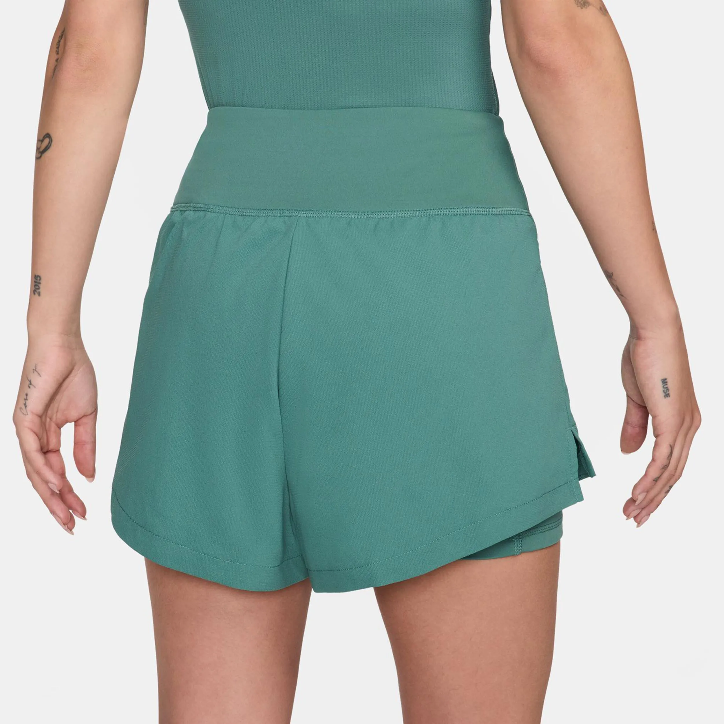 DRIFIT ADVANTAGE WOMEN'S SHORTS