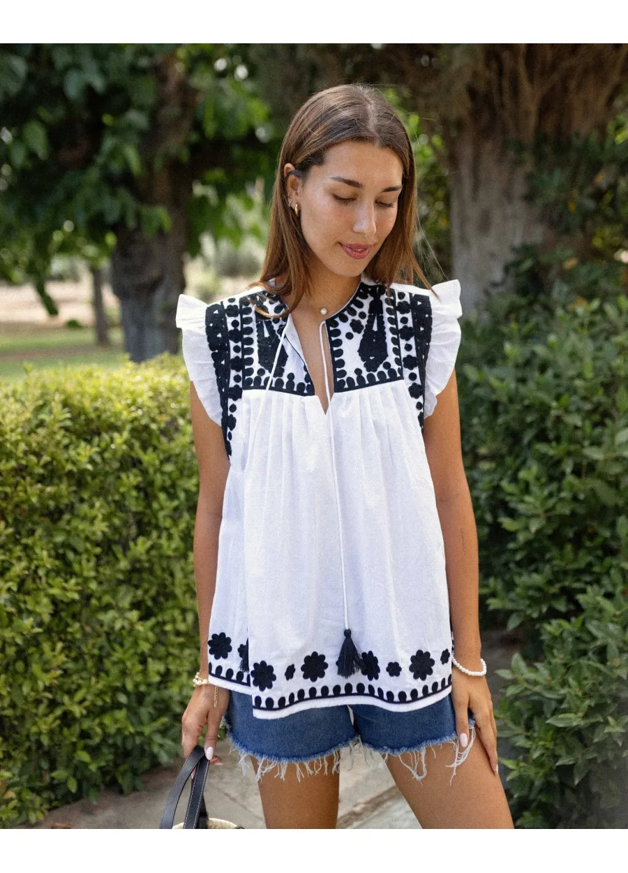 Embroidered Blouse Regina
