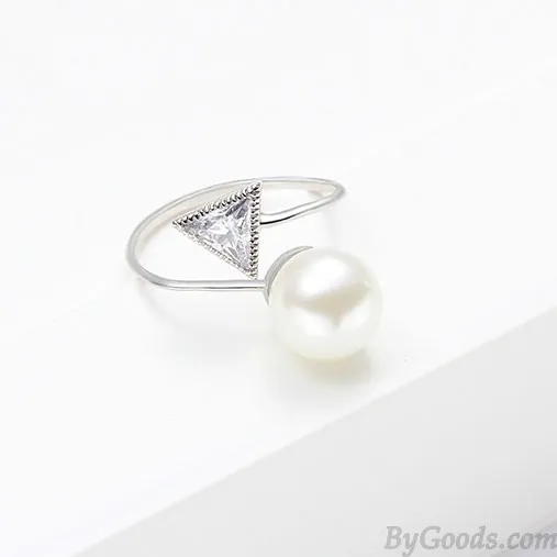 PLASTIC PEARL CRYSTAL TRIANGULAR DIAMONDBORDERED OPEN RING