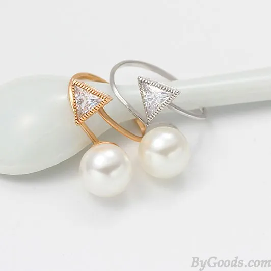 PLASTIC PEARL CRYSTAL TRIANGULAR DIAMONDBORDERED OPEN RING