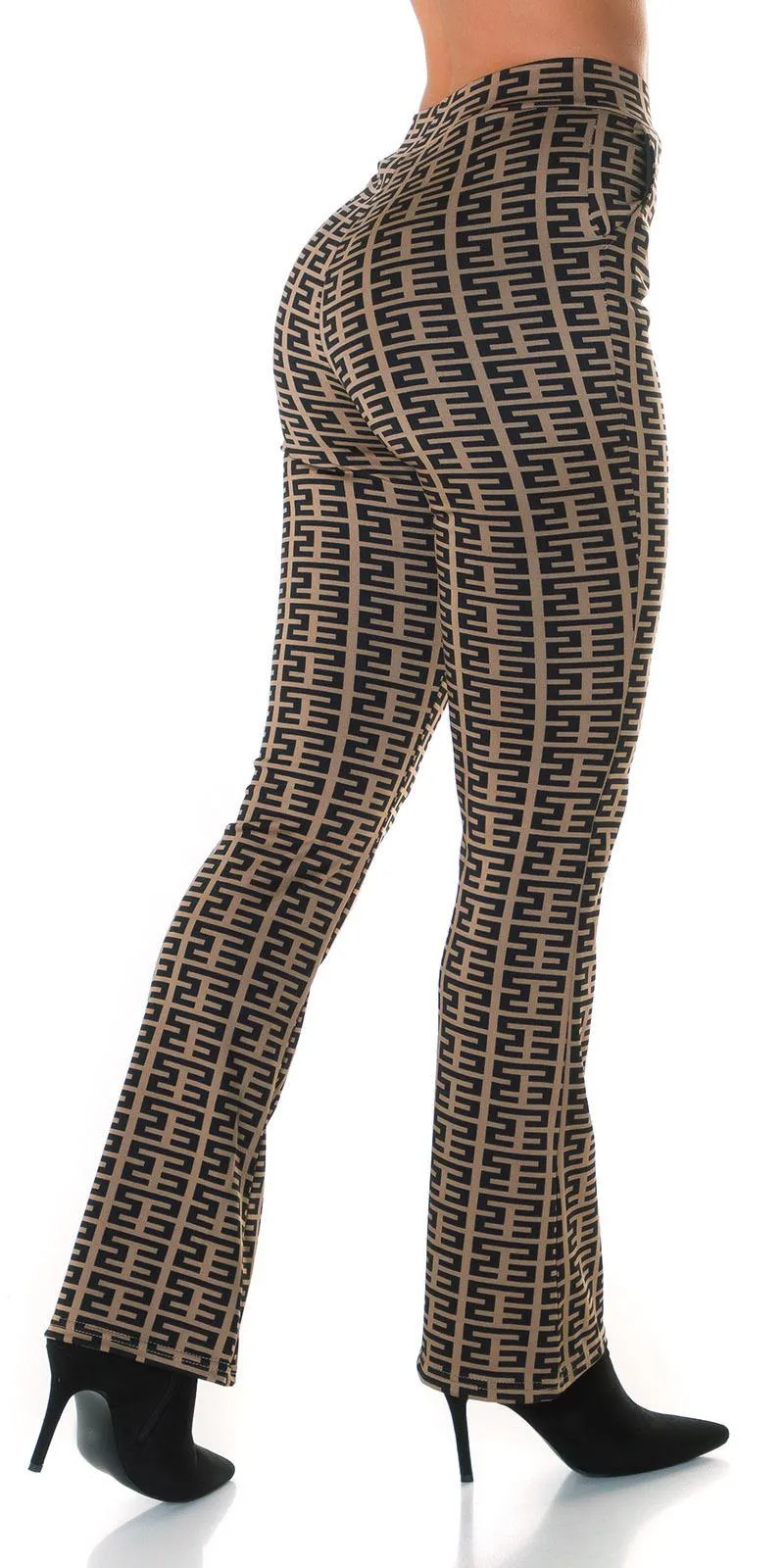 Flare pants in cappuccino color