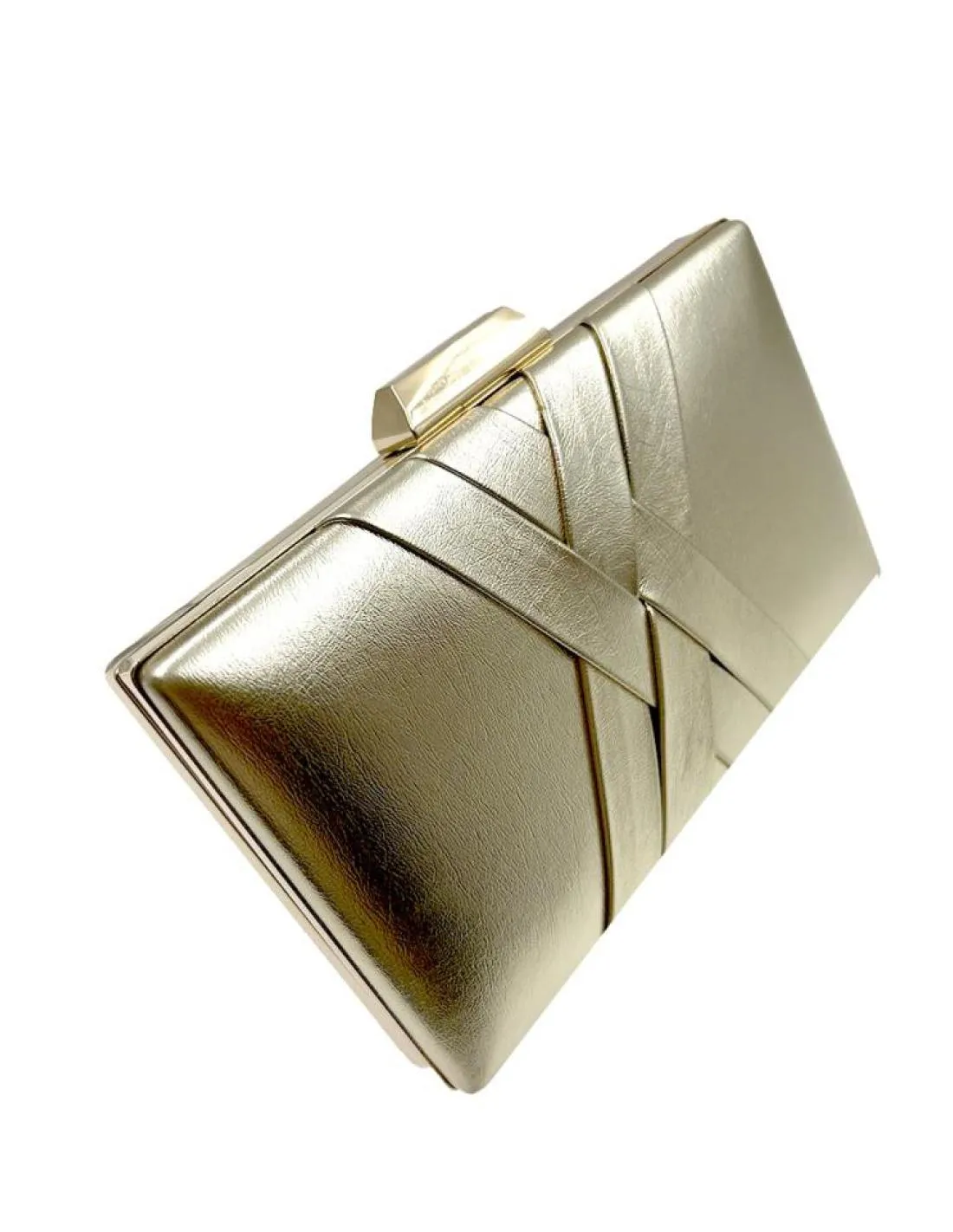 Golden party bags for weddings and baptisms, very elegant.