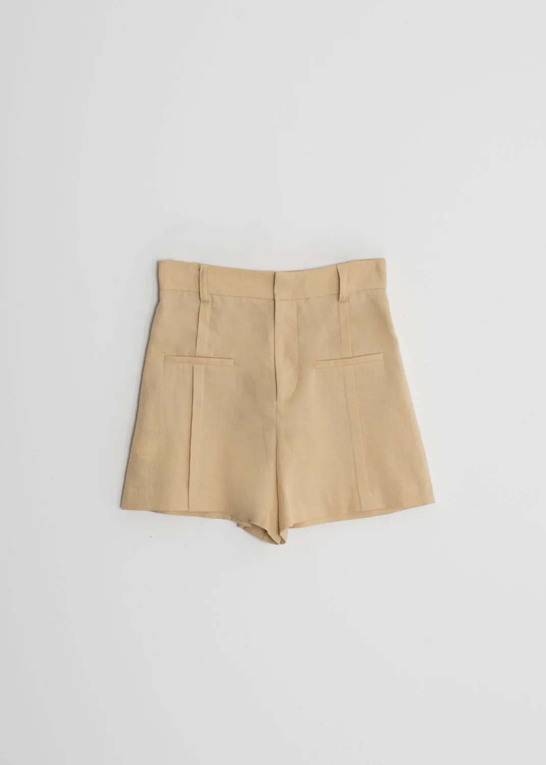 HIGHWAISTED SHORTS
