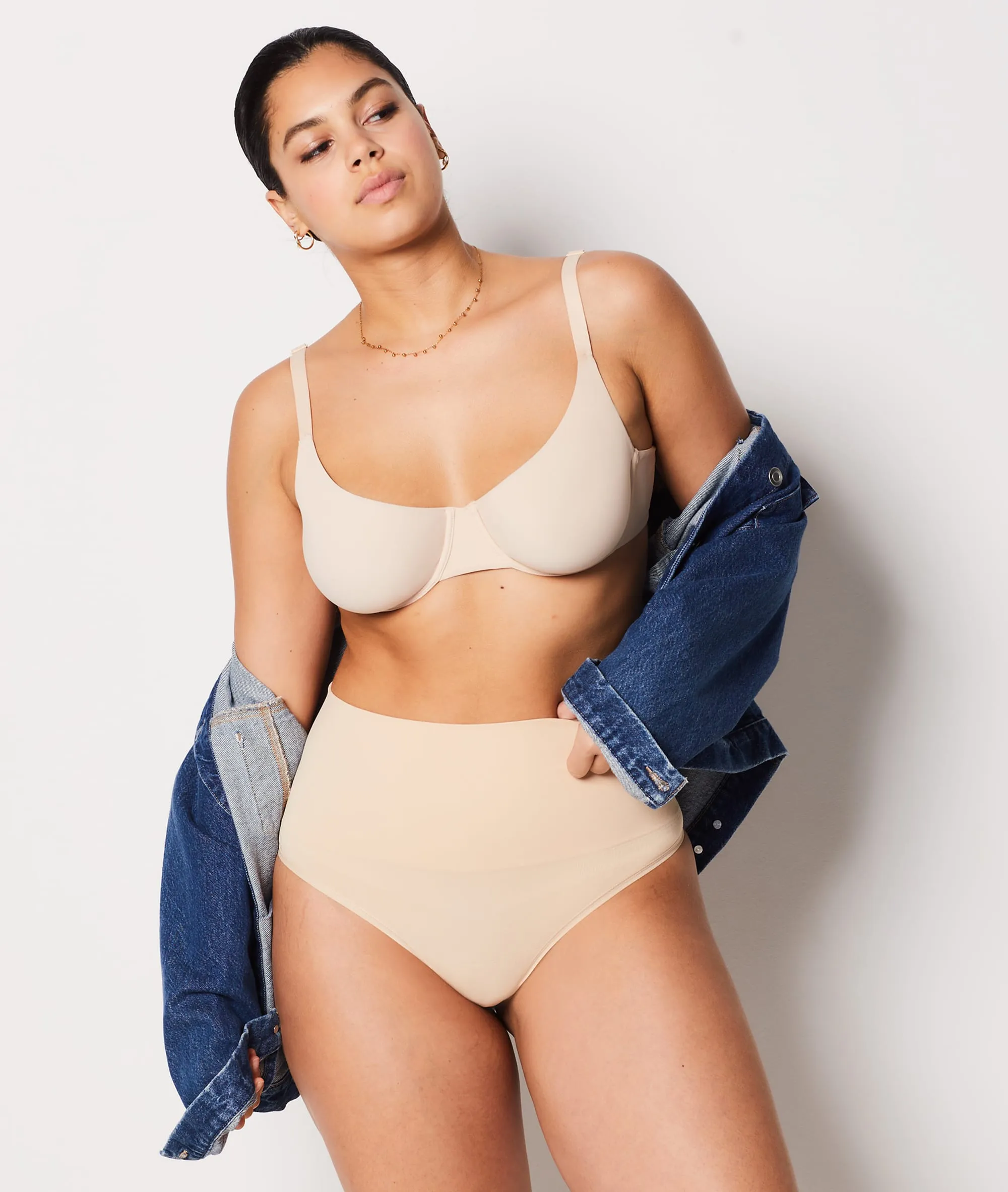 HIGHWAISTED THONG. MEDIUM SUPPORT POWER BY ETAM IN BEIGE. ETAM