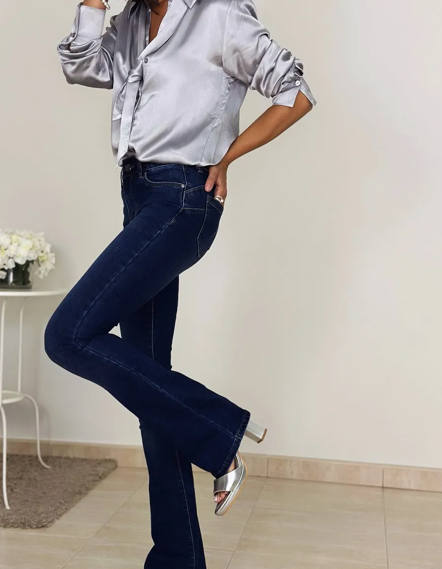 Jeans Campana Push Up Azul