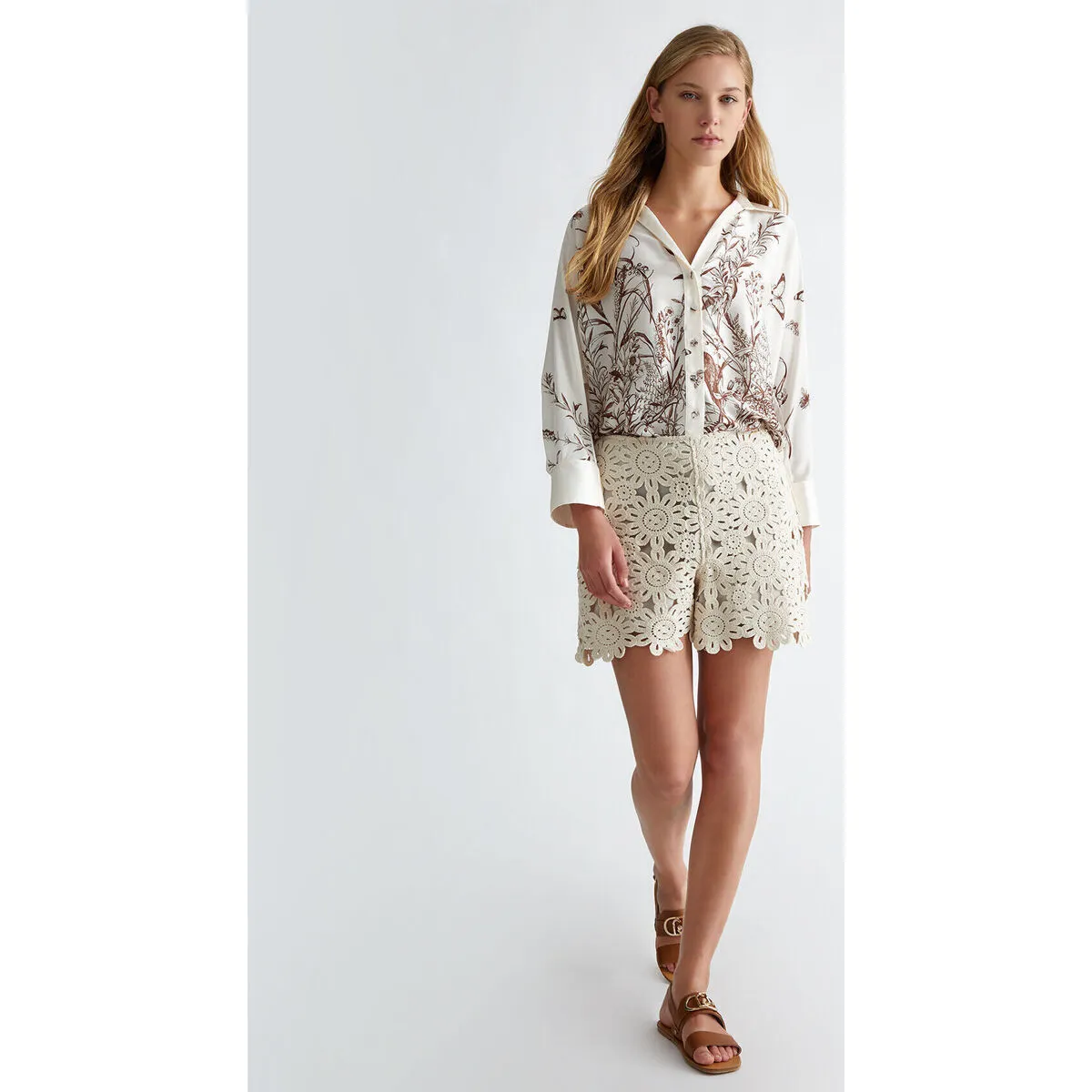Macramé shorts