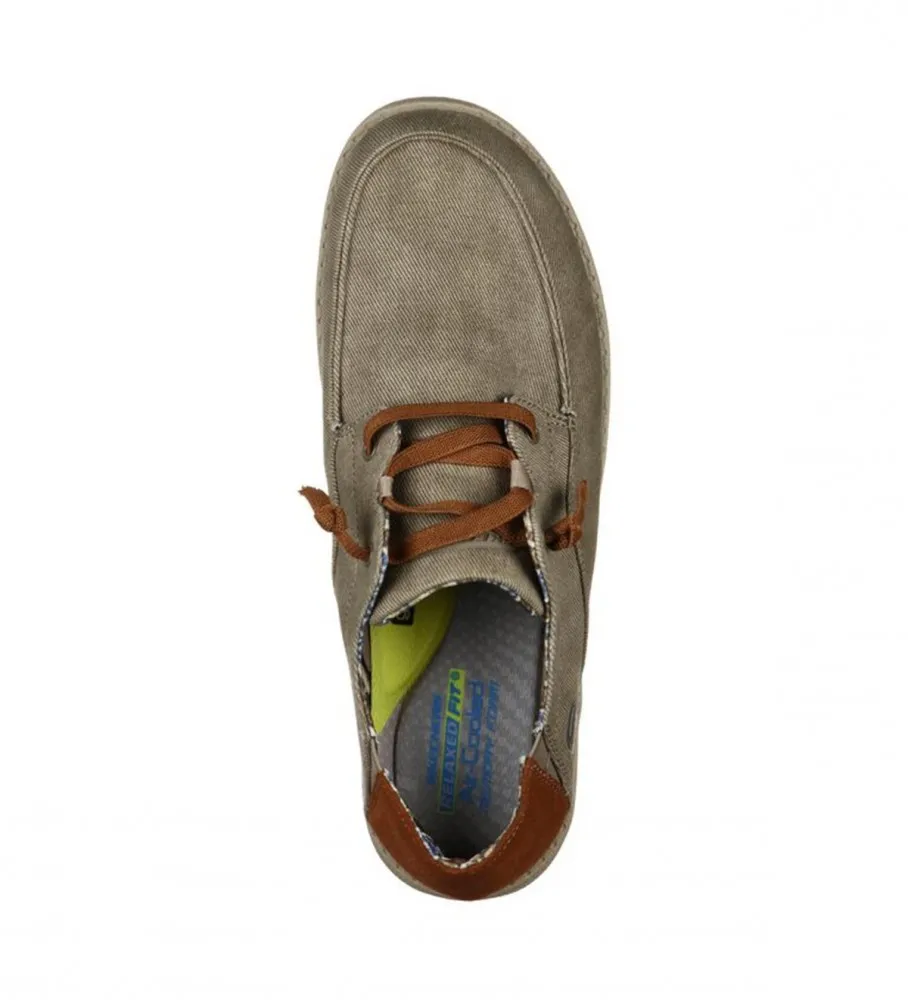 Melson taupe shoes.