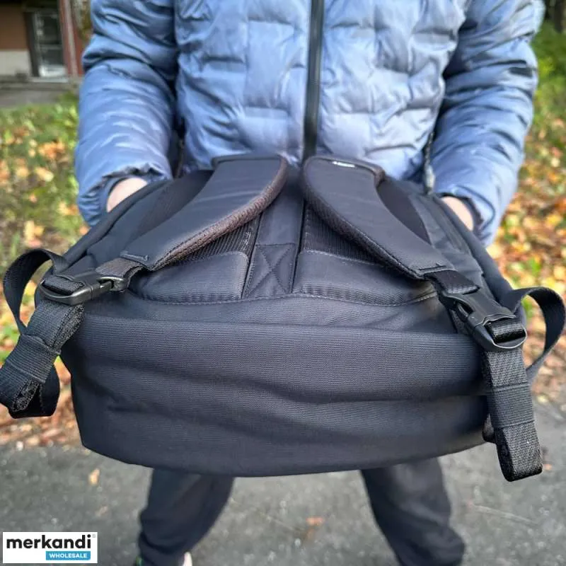 Thule Paramount 16L Convertible Backpack in Black