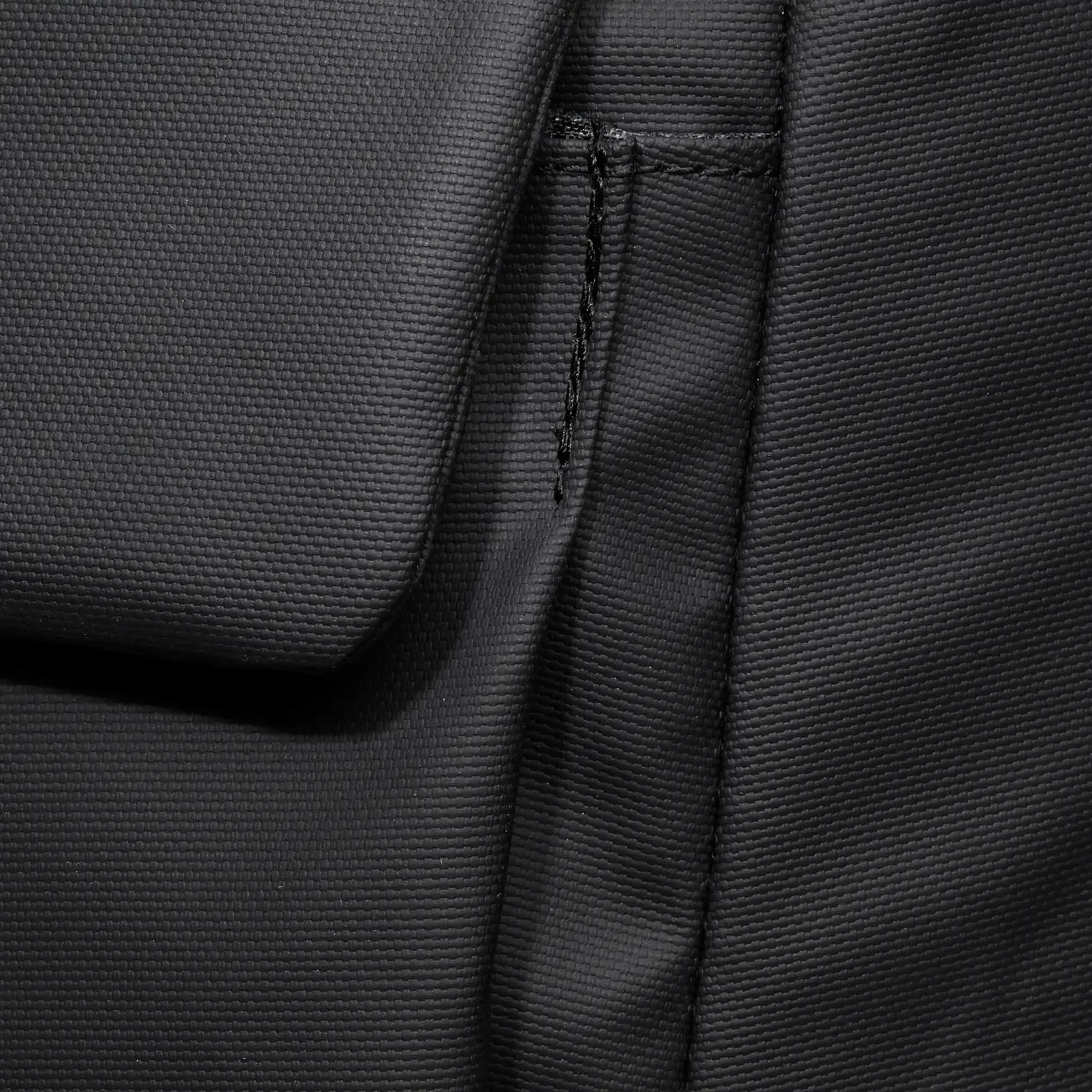 MOCHILA MAMMUT SEON COURIER 20  BLACK