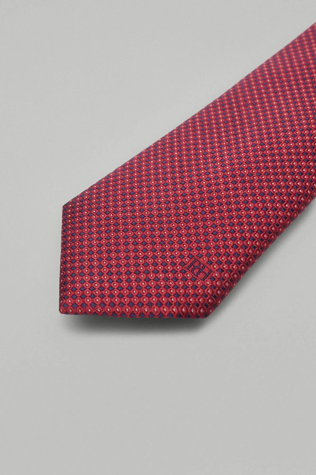 Natural silk tie