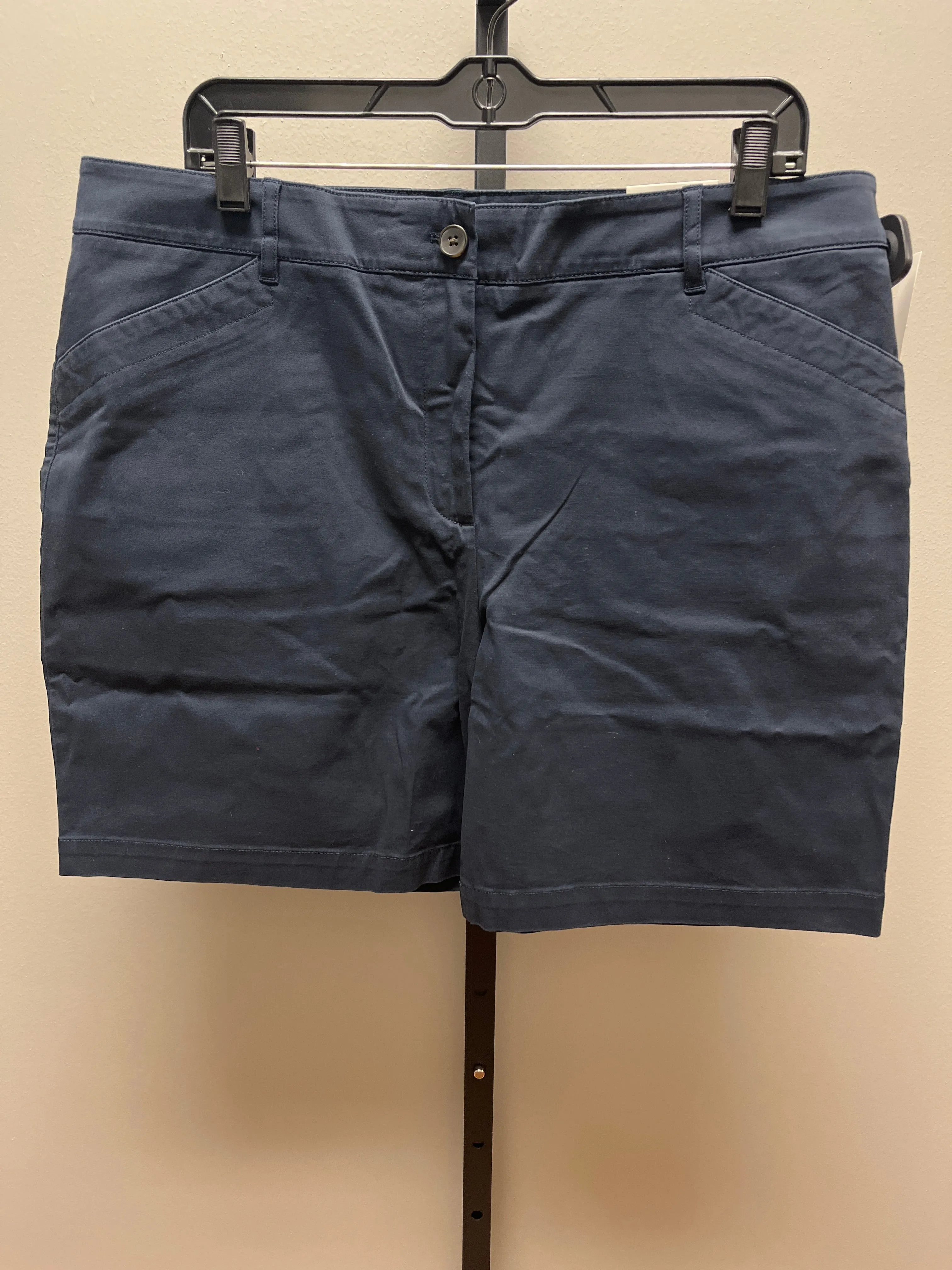 NAVY SHORTS  TALBOTS  SIZE 16