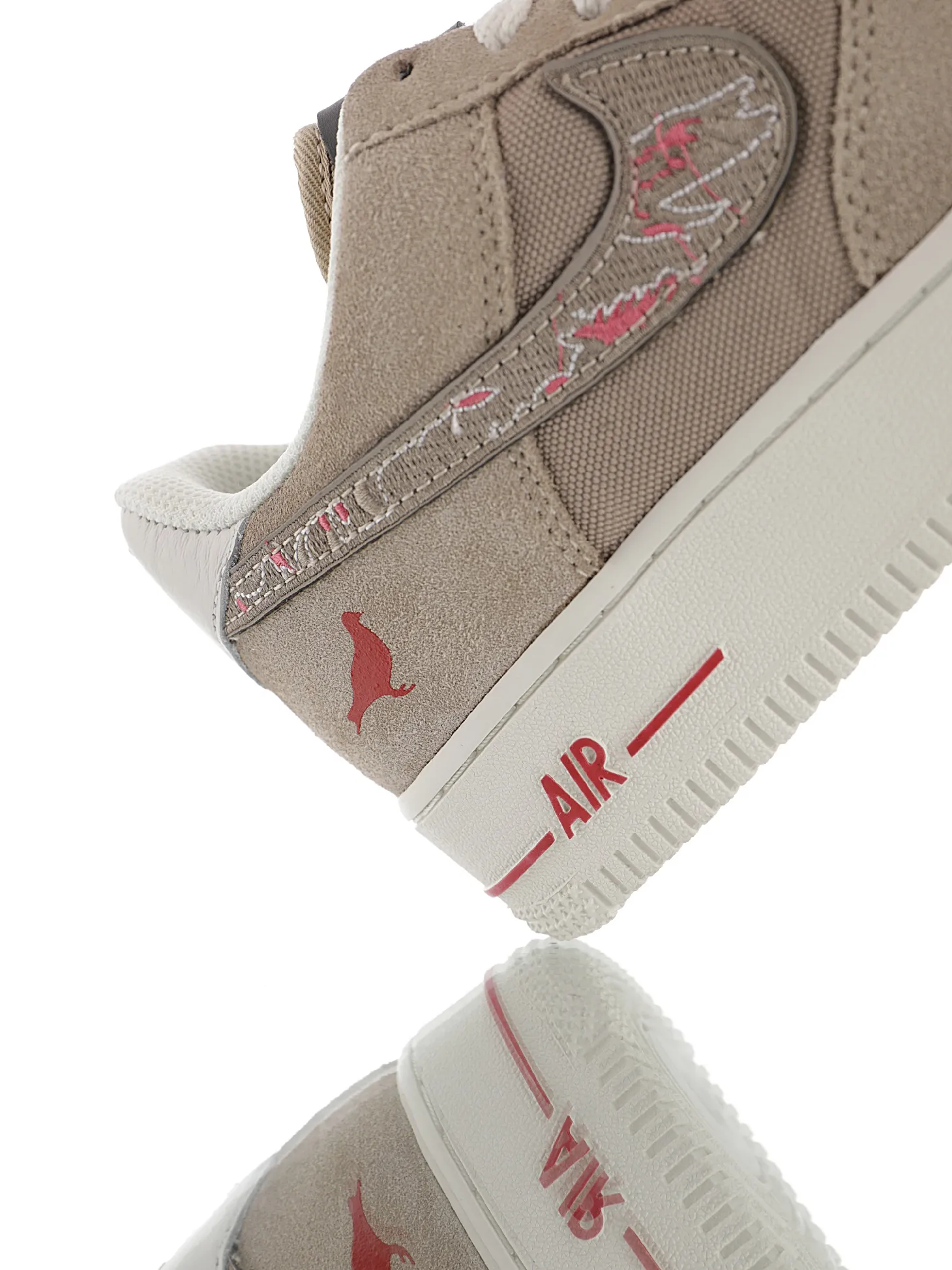 Nike Air Force Arabesque Style