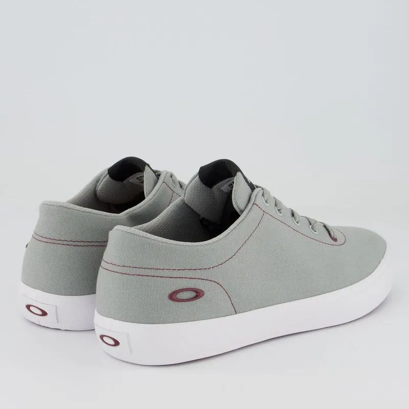 Oakley Flint shoes.