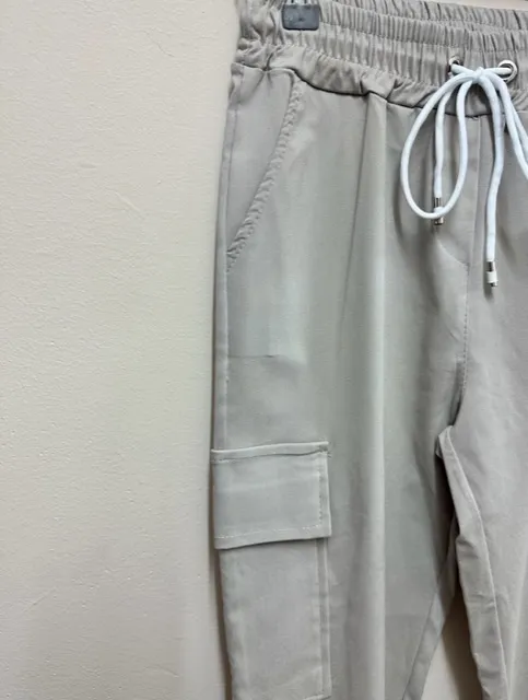 Pantalón Cargo Beige