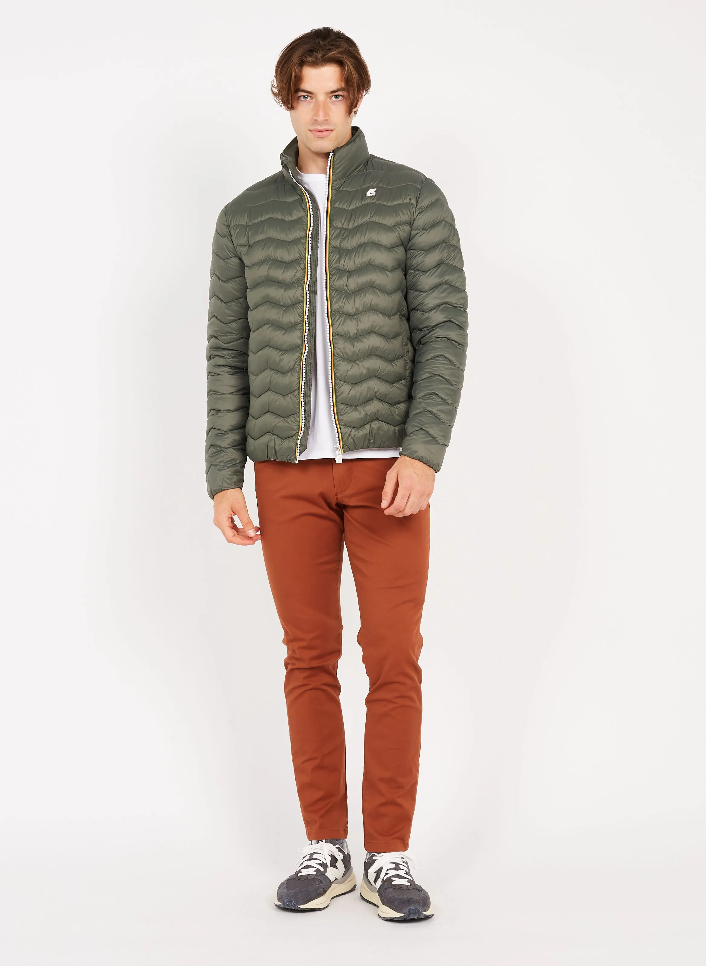 Pantalón slim de algodón orgánico en marron