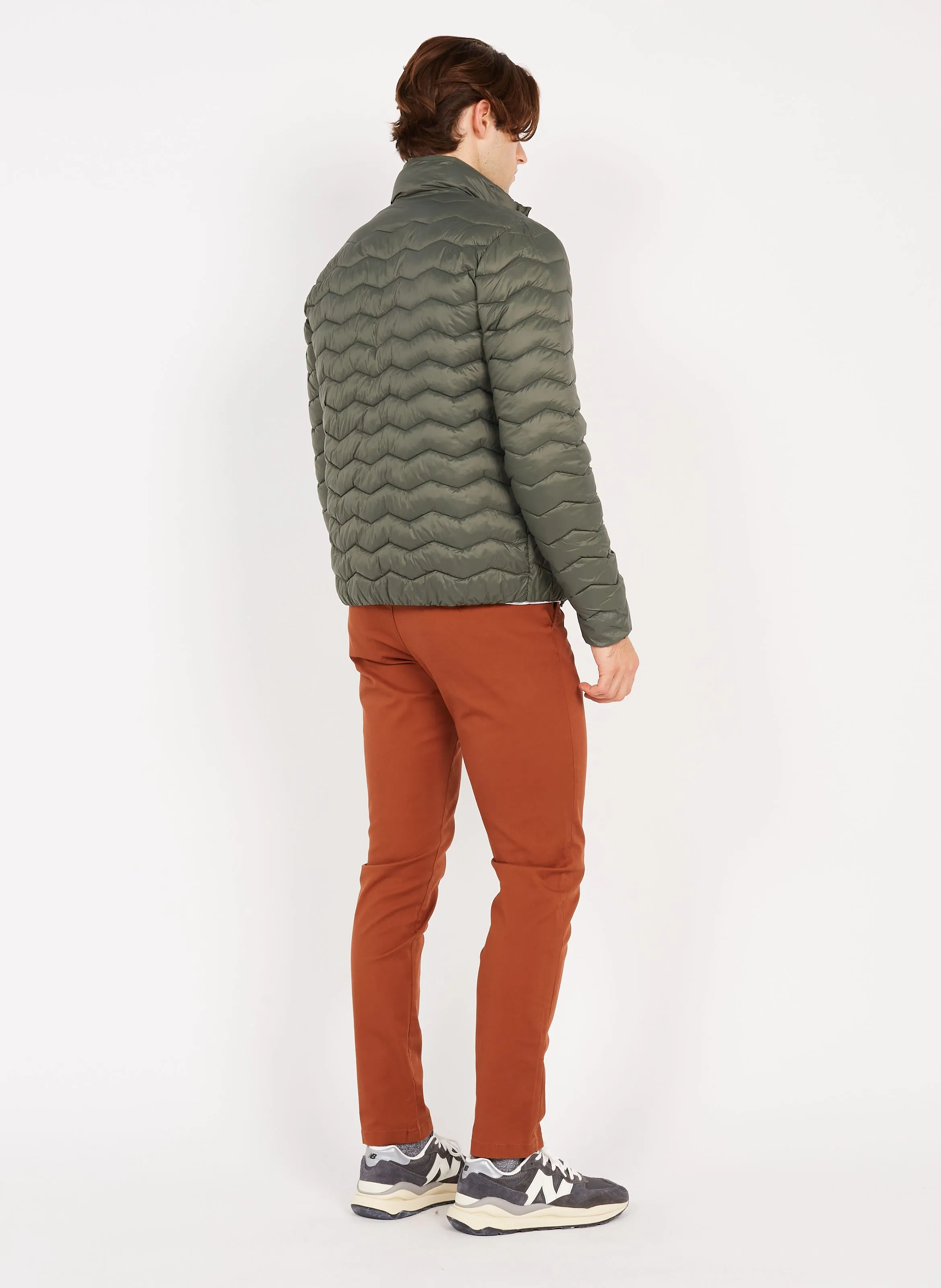 Pantalón slim de algodón orgánico en marron