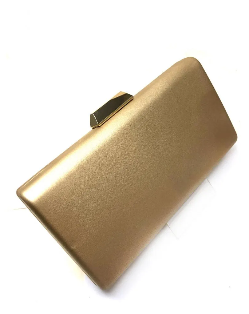 PARTY GOLDTONE DARK CLUTCH WITH LARGE CAPACITY.