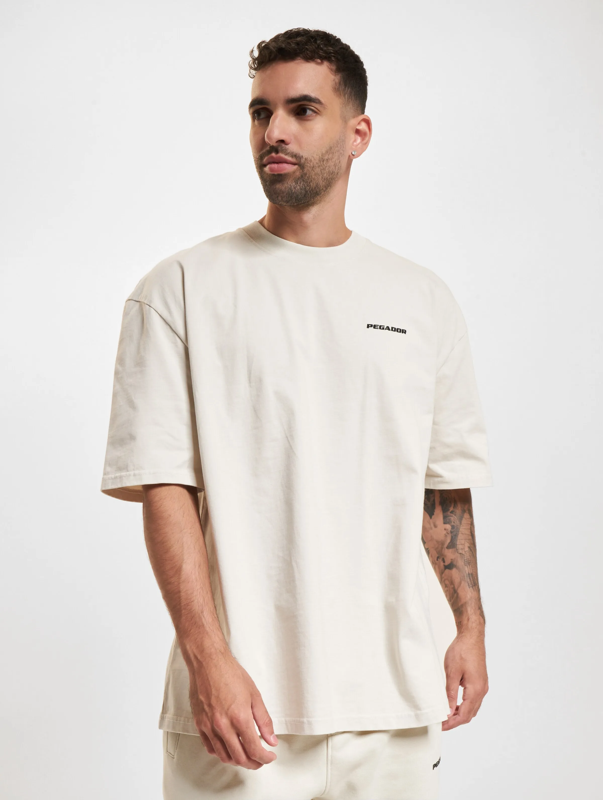 PEGADOR OVERSIZED TSHIRTS LOGO