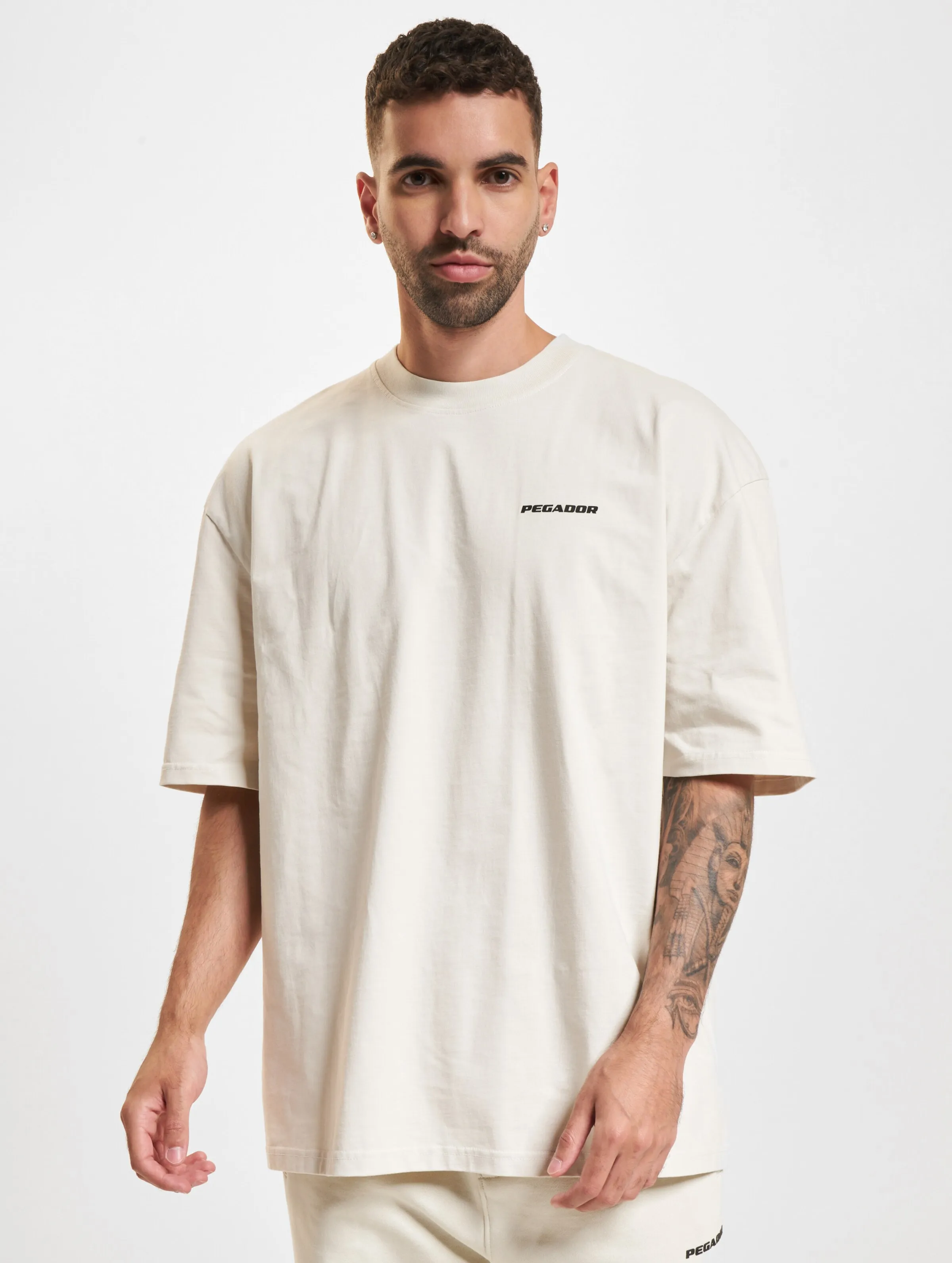 PEGADOR OVERSIZED TSHIRTS LOGO