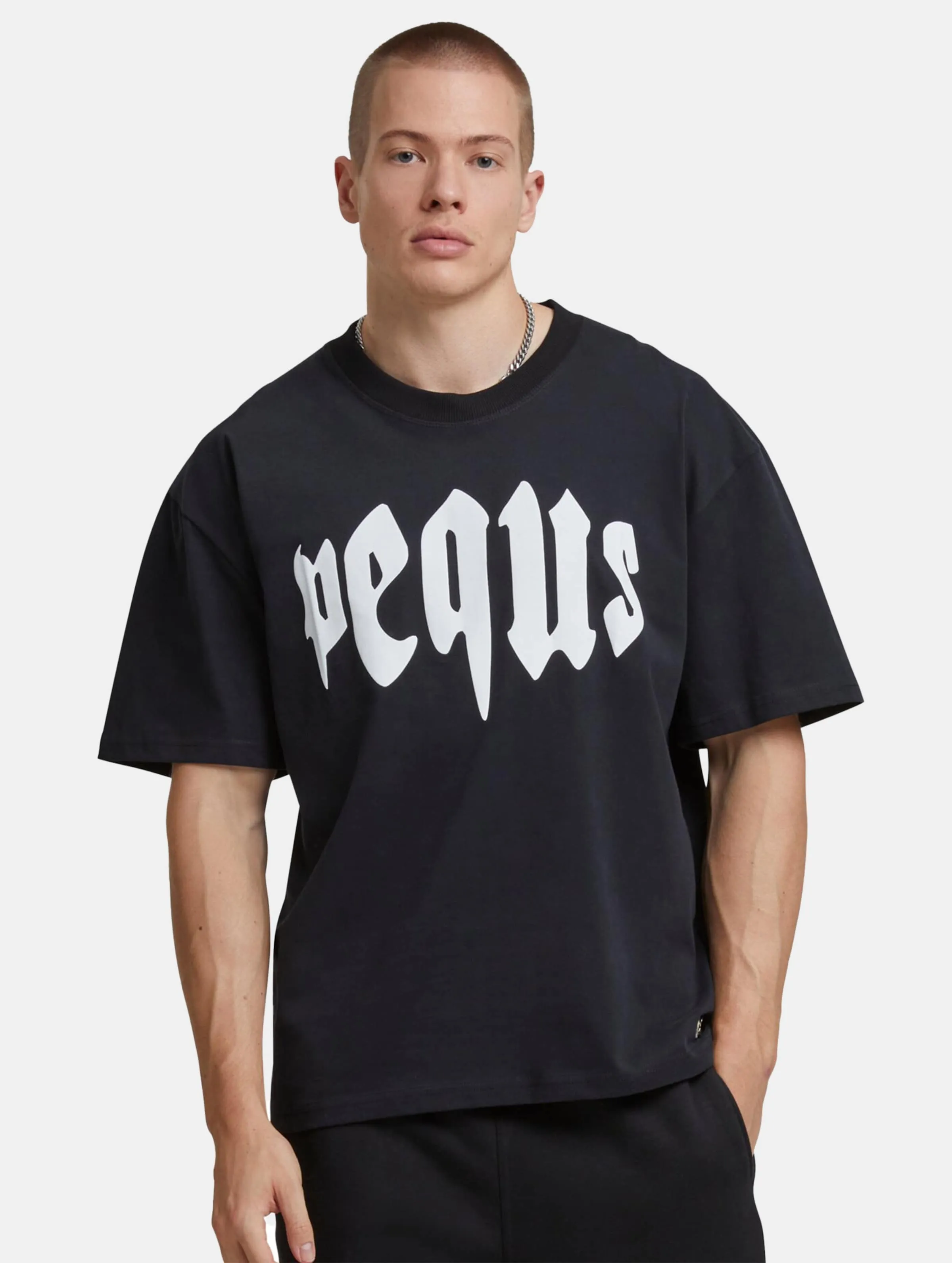 PEQUS MYTHIC LOGO TSHIRTS