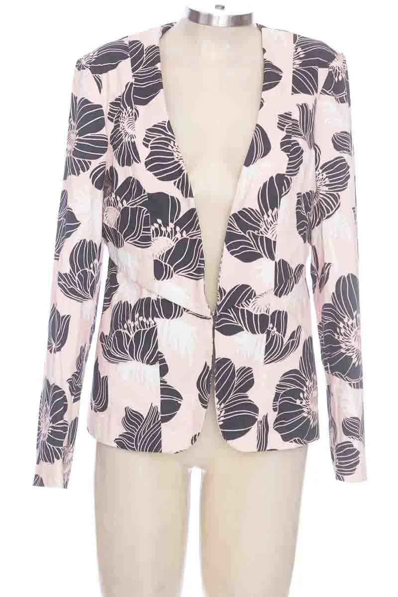 PINK JACKET / COAT  DANIELLA BATLLE.