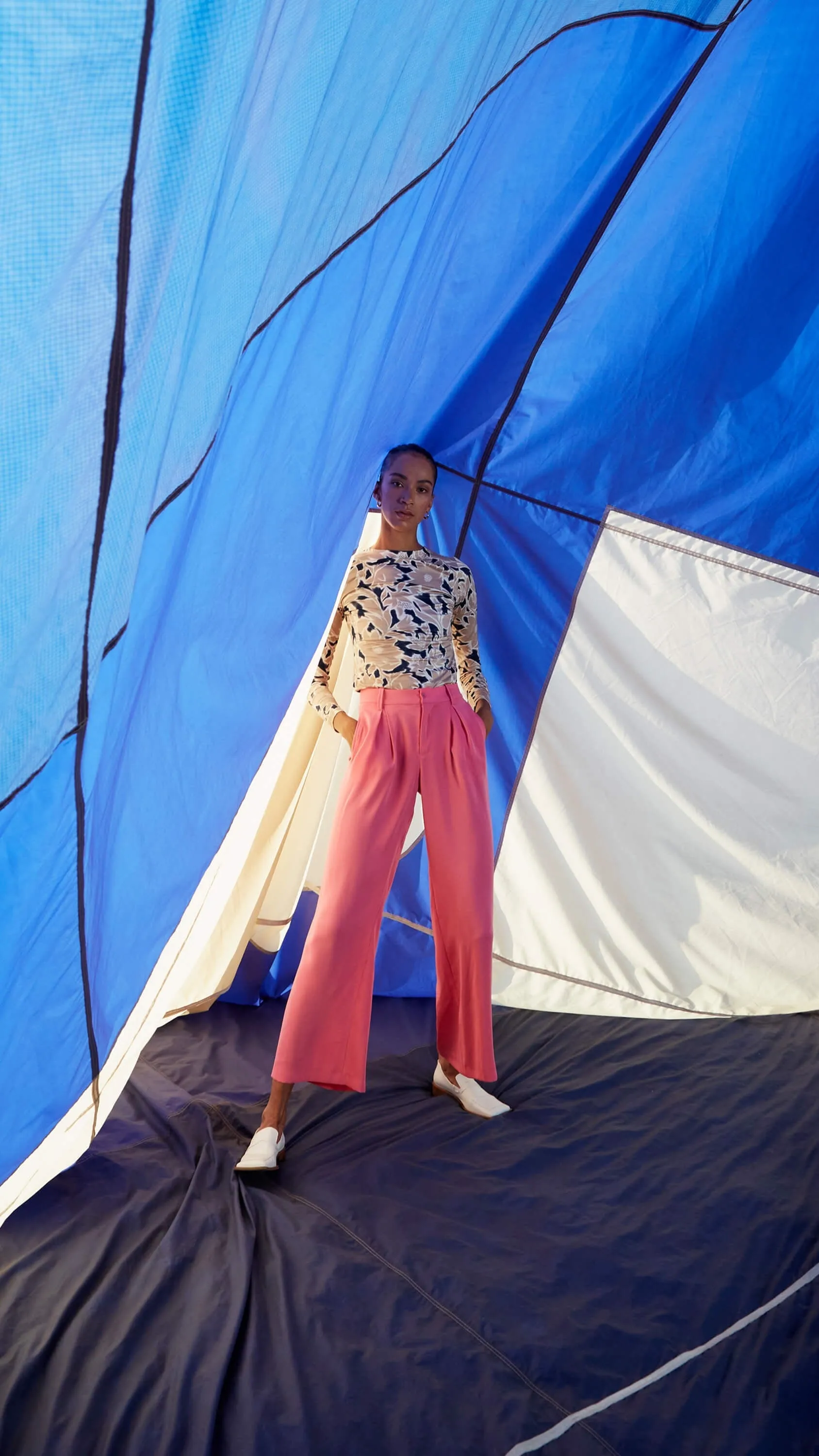 PINK SATIN PANTS: TOPRATED FASHION BOTTOMS IN PINK SATIN MATERIAL