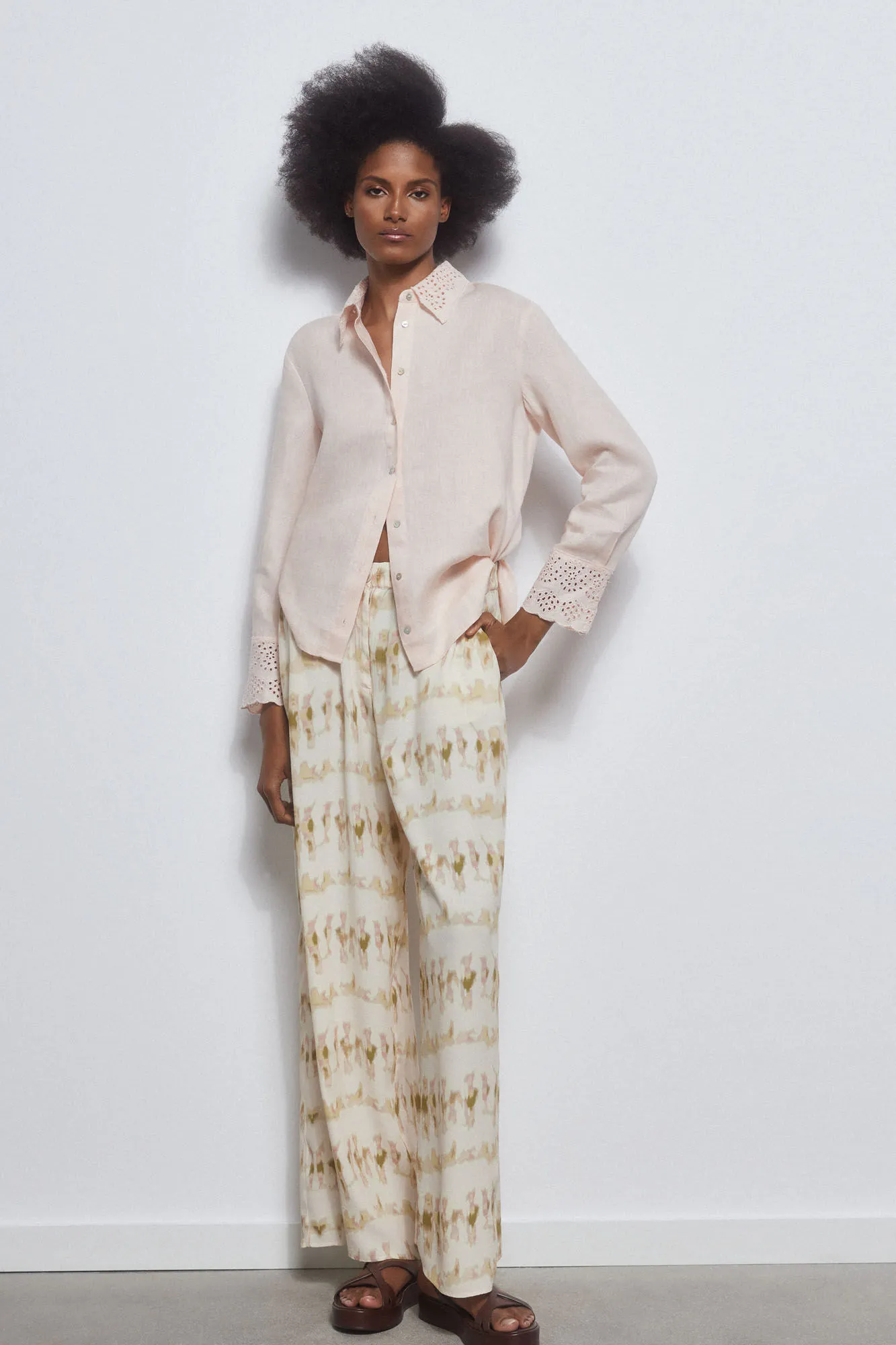 PLUSSIZE LINEN BLOUSE