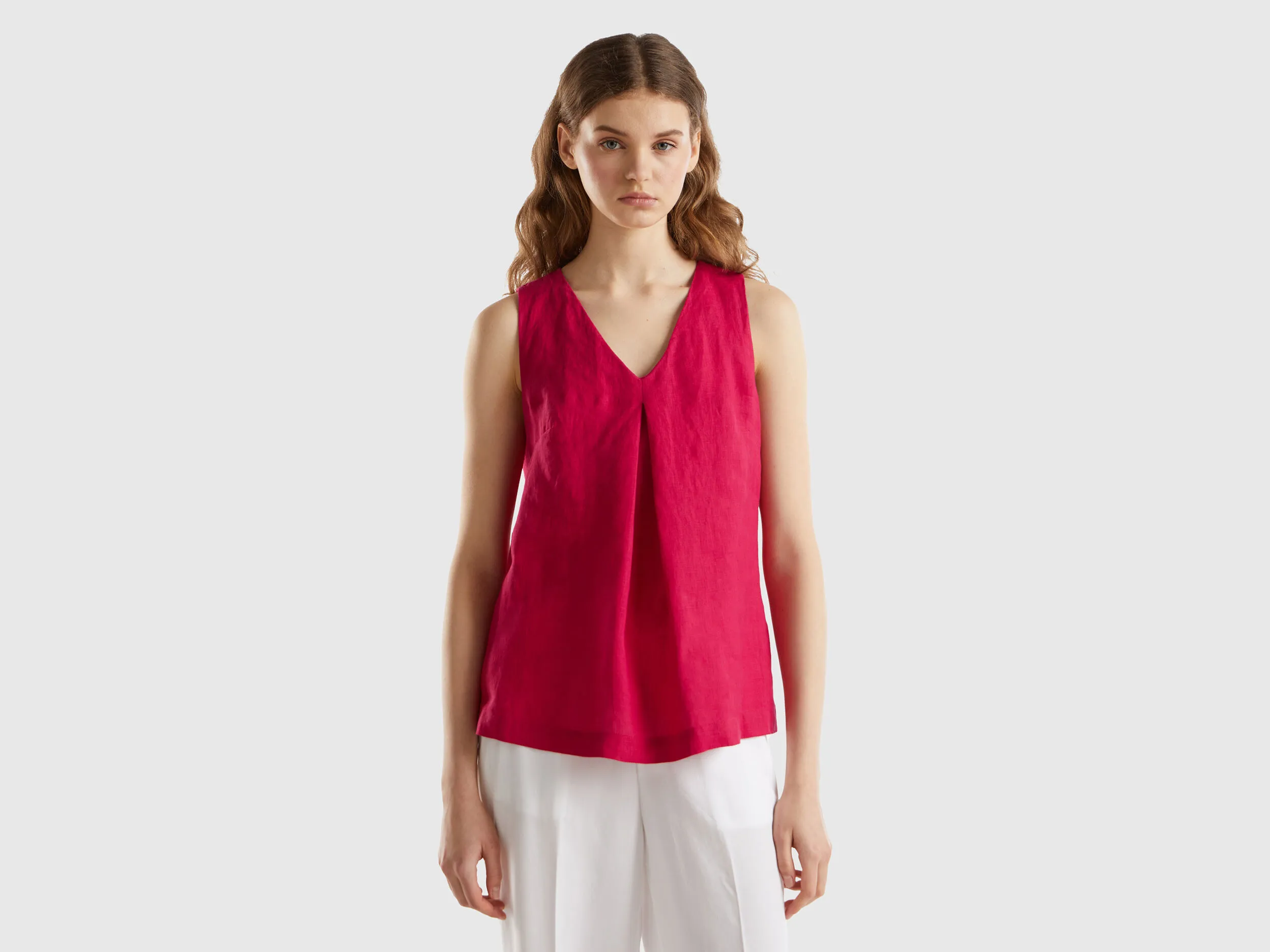 Pure linen sleeveless blouse